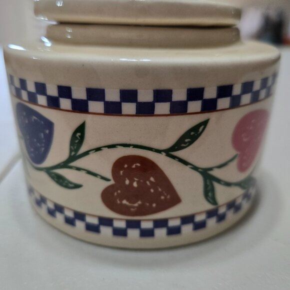 Hearts Delight Collection Potpourri Container - Picture 1 of 4